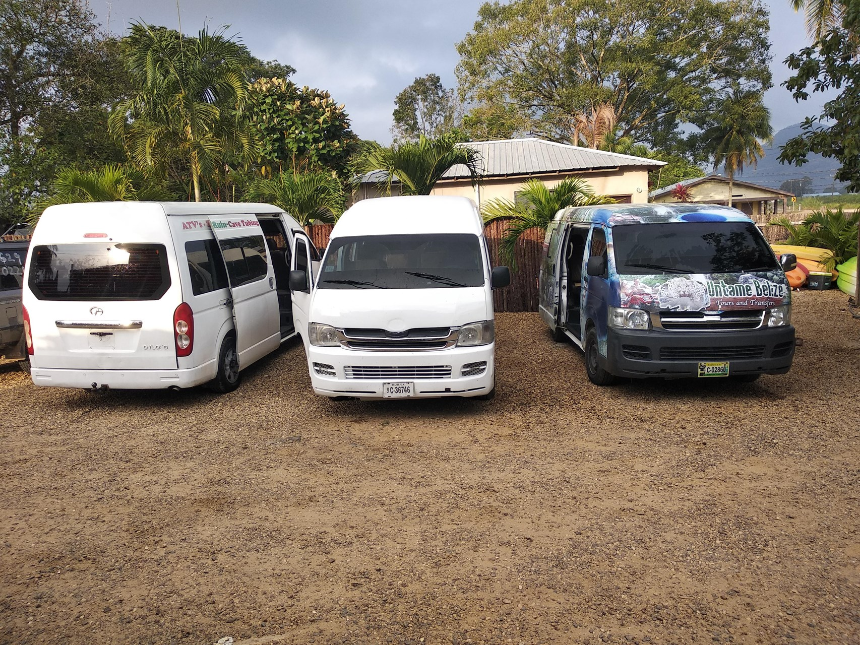 Belize Airport shuttles and private transfers